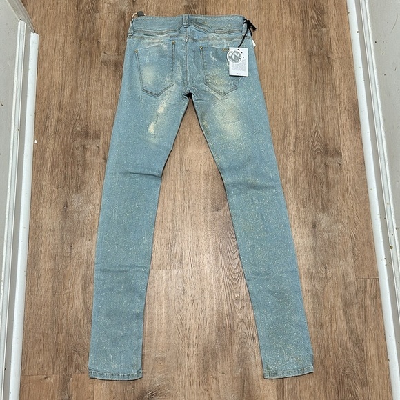 MET JEANS | Women’s Distressed Bedazzled Denim Skinny Jeans - Picture 5 of 5